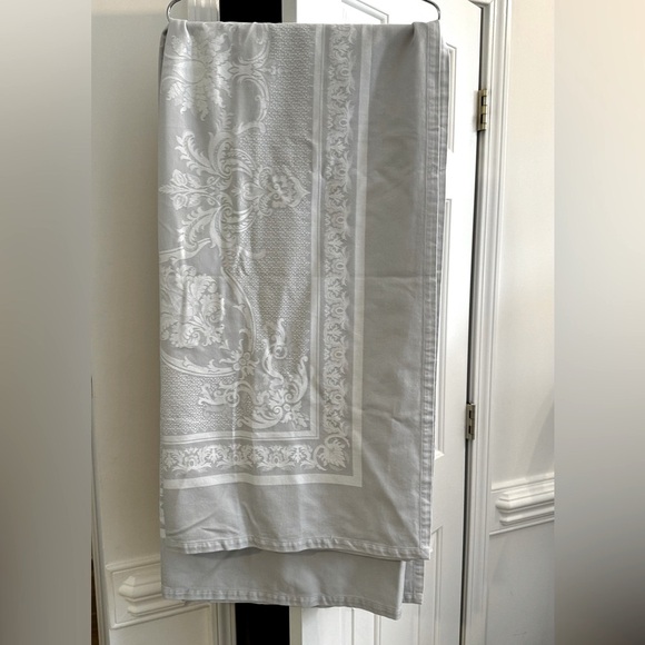 GARNIER-THIEBAUT france
100% COTON-COTTON BAUMWOLLE Tablecloth 74” - Picture 10 of 15